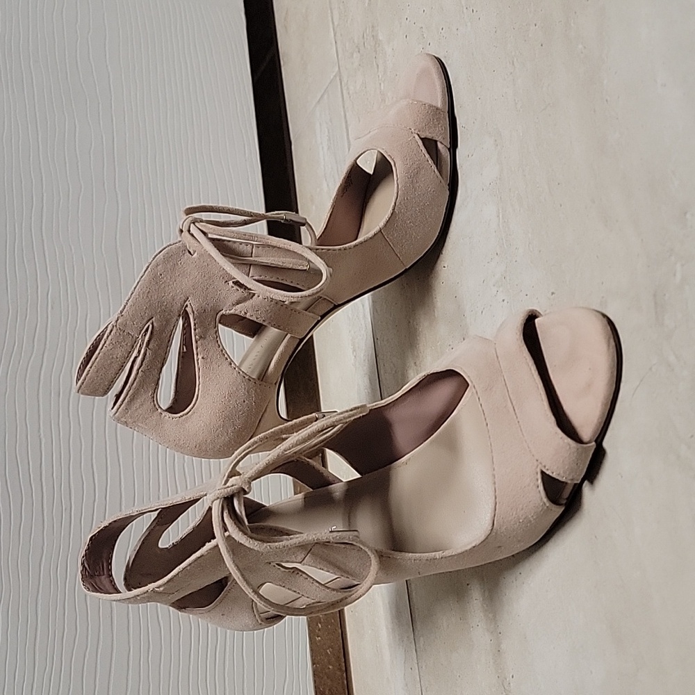 Sacks Fifth Avenue heels